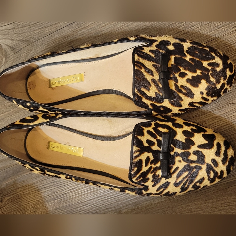 Women's Louise et Cie cowhair fur flats size 7.5